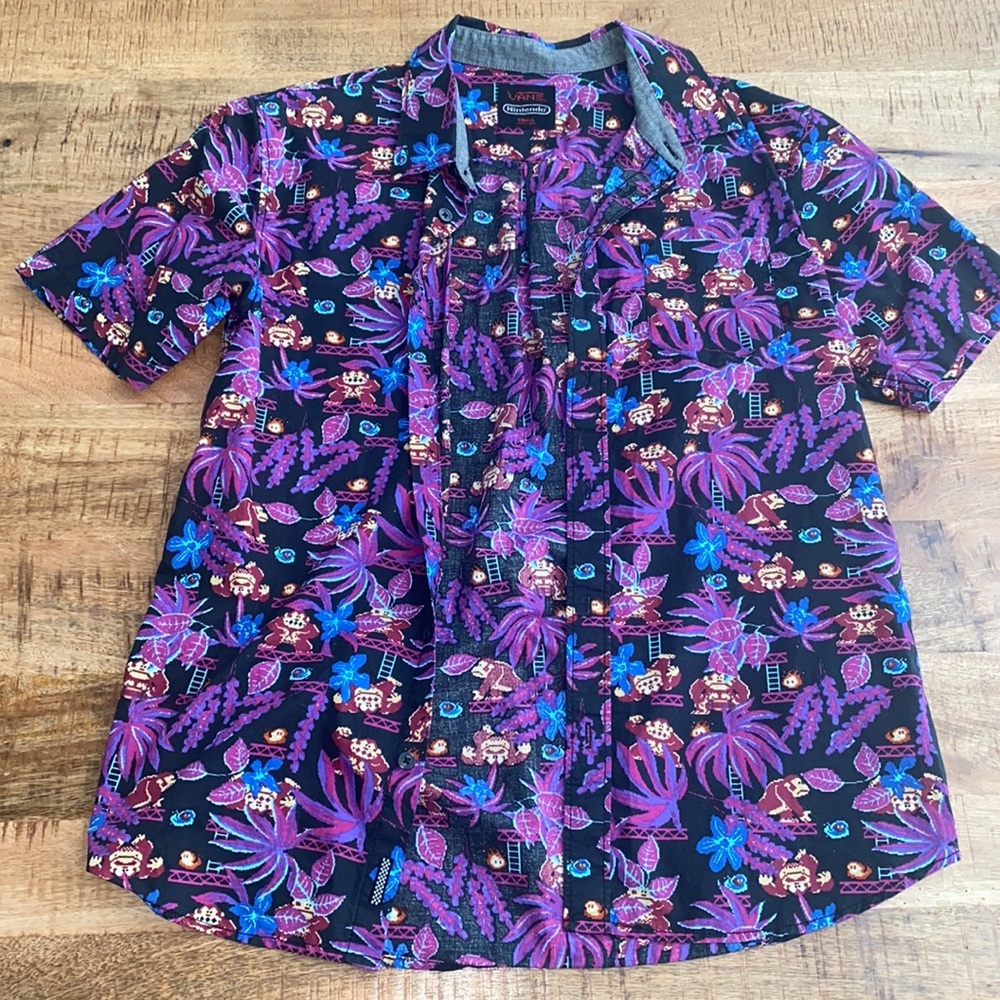 Donkey Kong Vans Button down